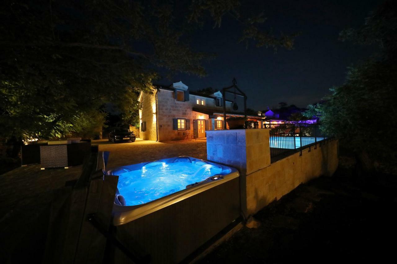 Mare Vila Sveti Petar (Zadar)