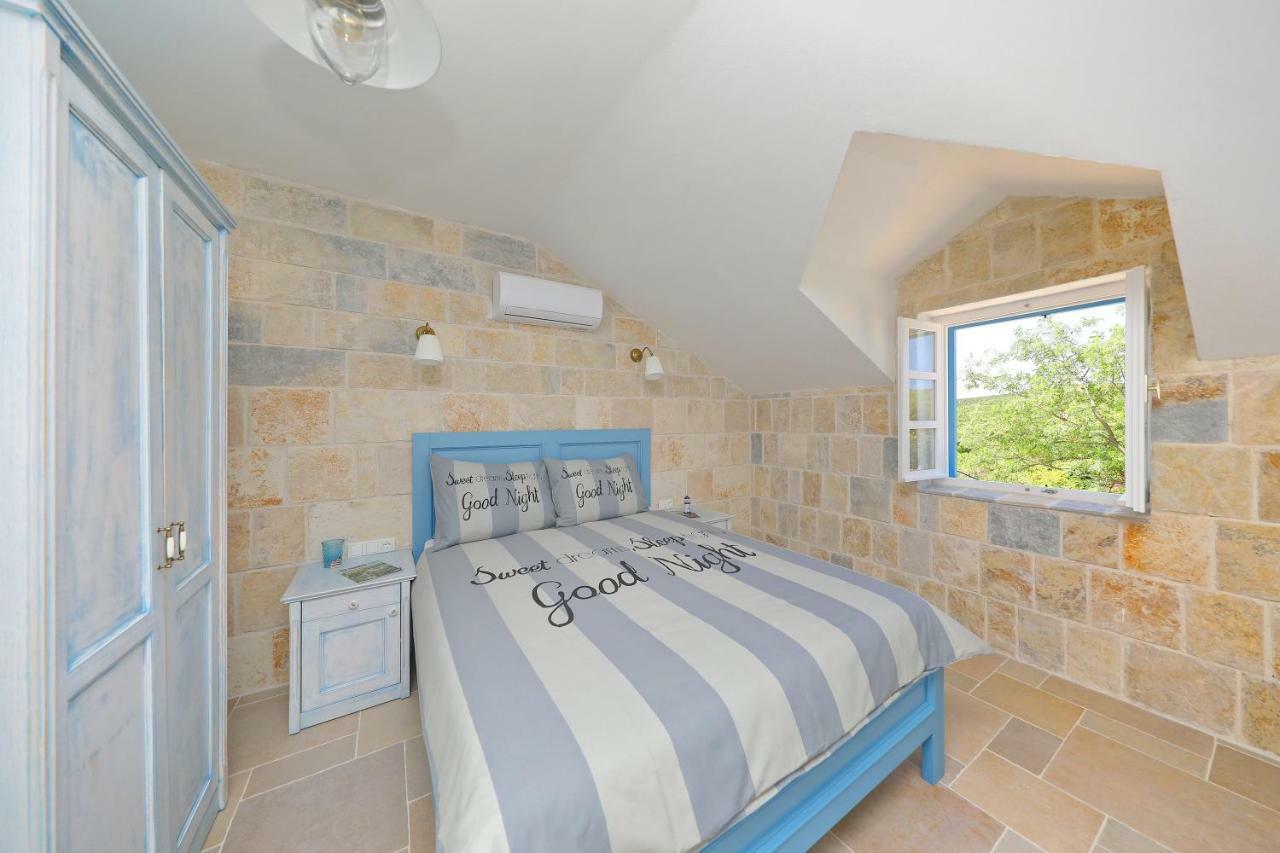 Mare Vila Sveti Petar (Zadar)