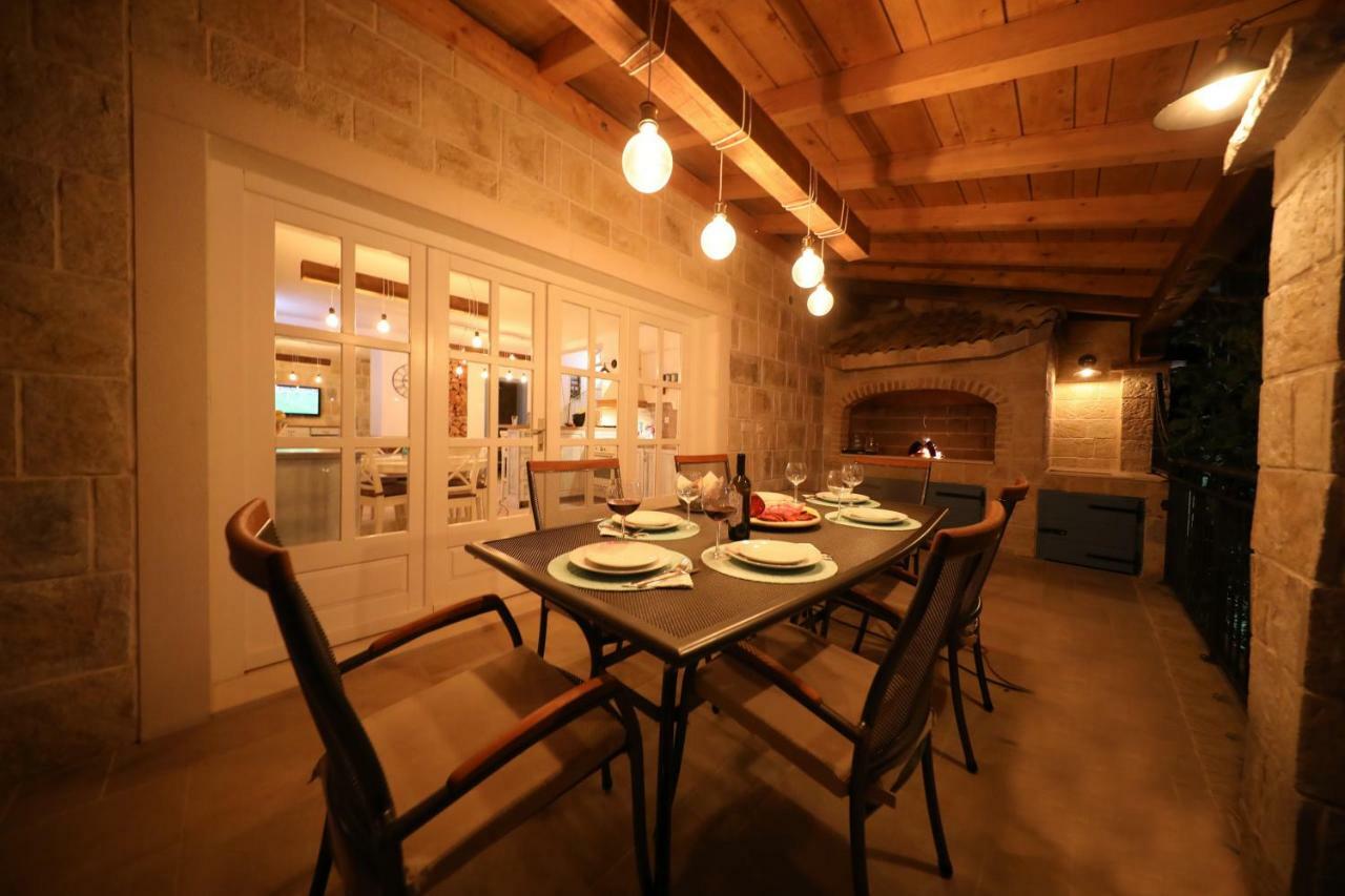Mare Villa